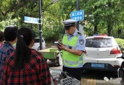 萧山交警新闻爆料工作人,聚焦交通执法一线，守护平安出行